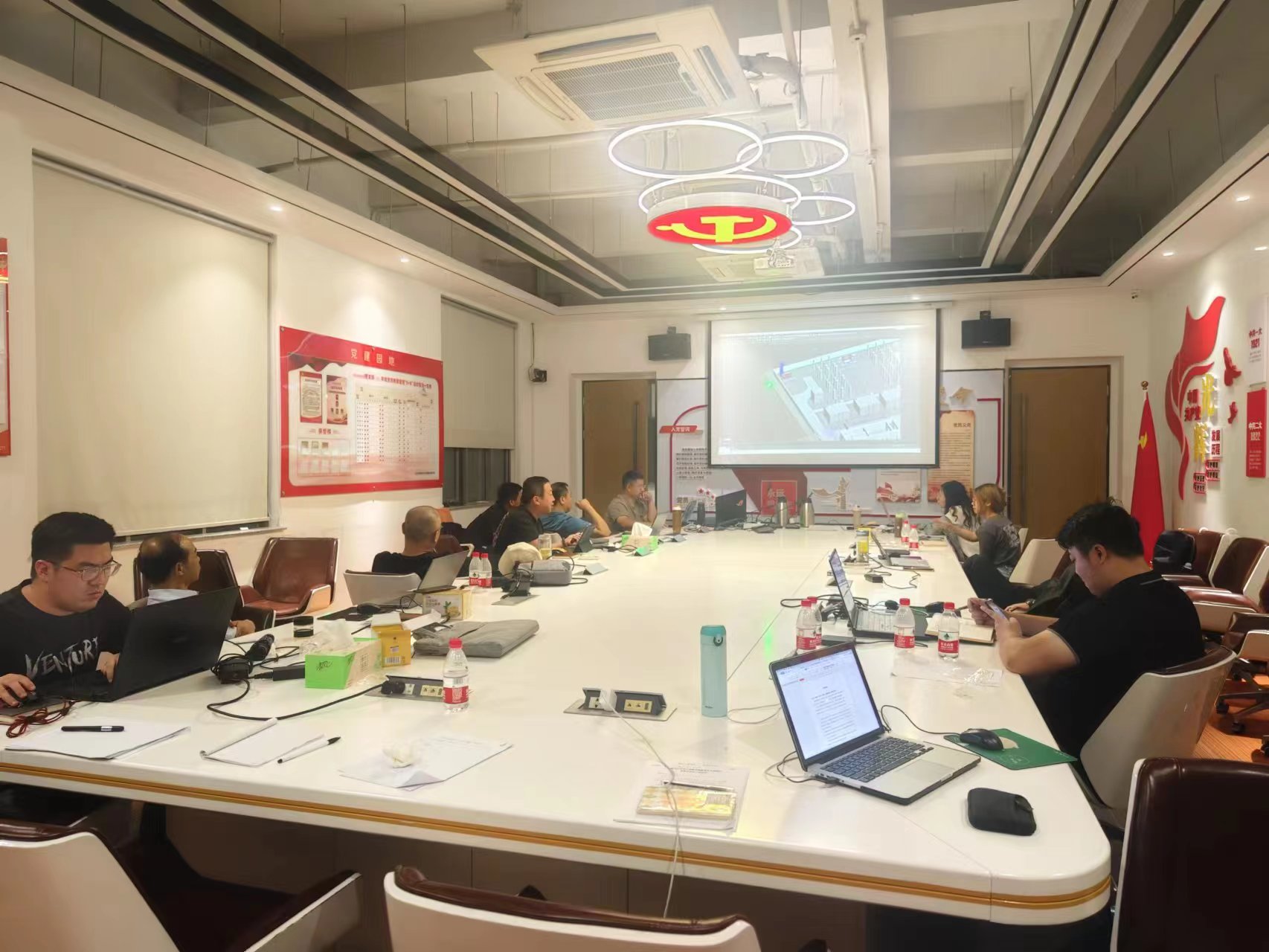 仆仆風塵,十分忙碌爲十分美好(hǎo)(圖2) 仆仆風塵,十分忙碌爲十分美好(hǎo)(圖2)